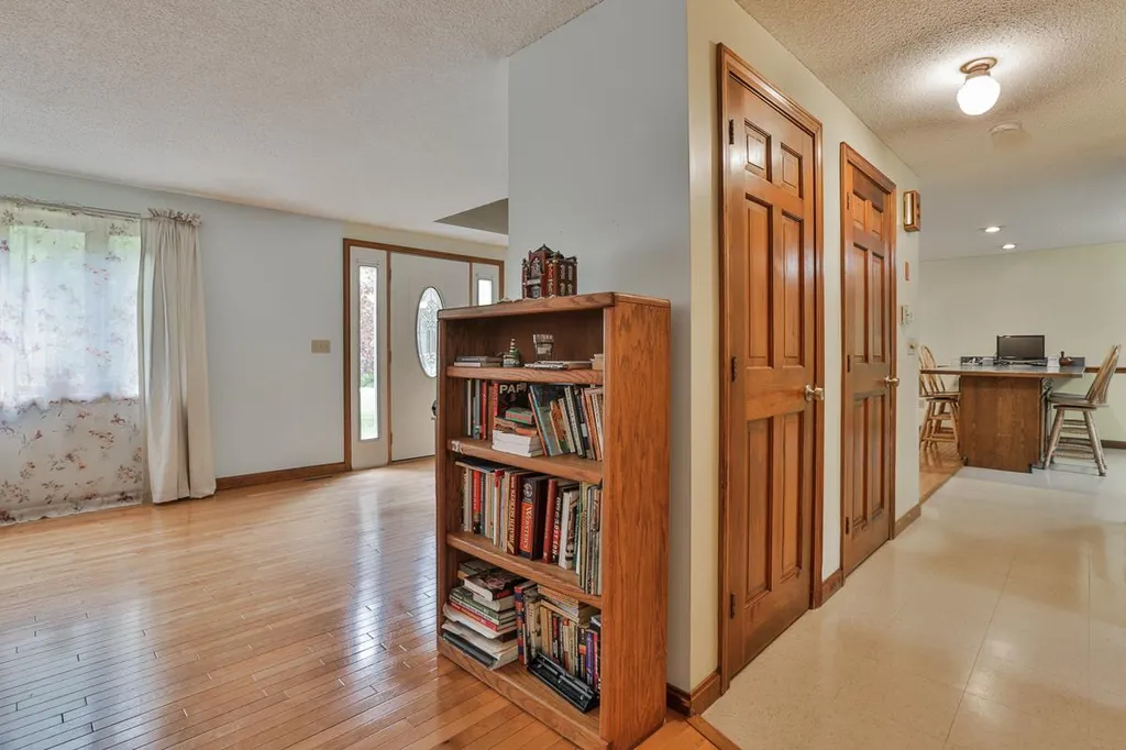 55 Winter Hill Road Goffstown NH 03045