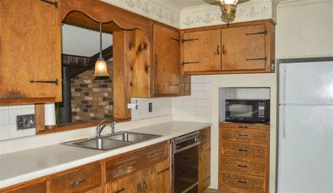 11 Barrett Avenue Keene NH 03431