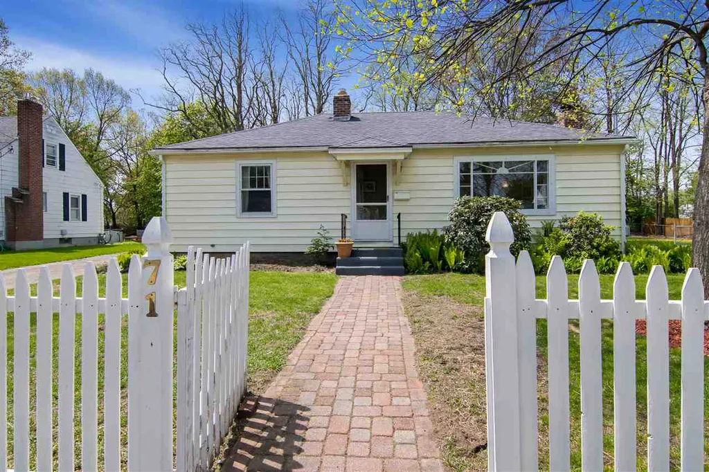 71 Hayden Parkway South Burlington VT 05403