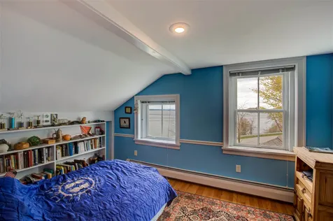 33 East Shore North Road Grand Isle VT 05458-0049