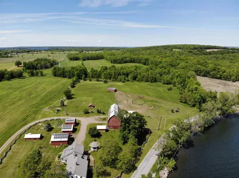 33 East Shore North Road Grand Isle VT 05458-0049
