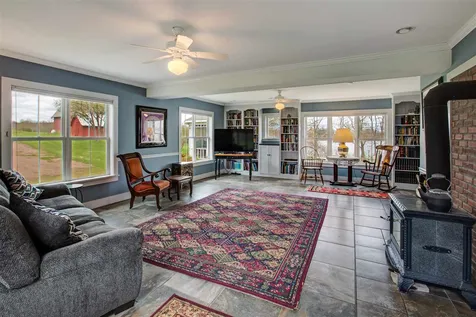 33 East Shore North Road Grand Isle VT 05458-0049