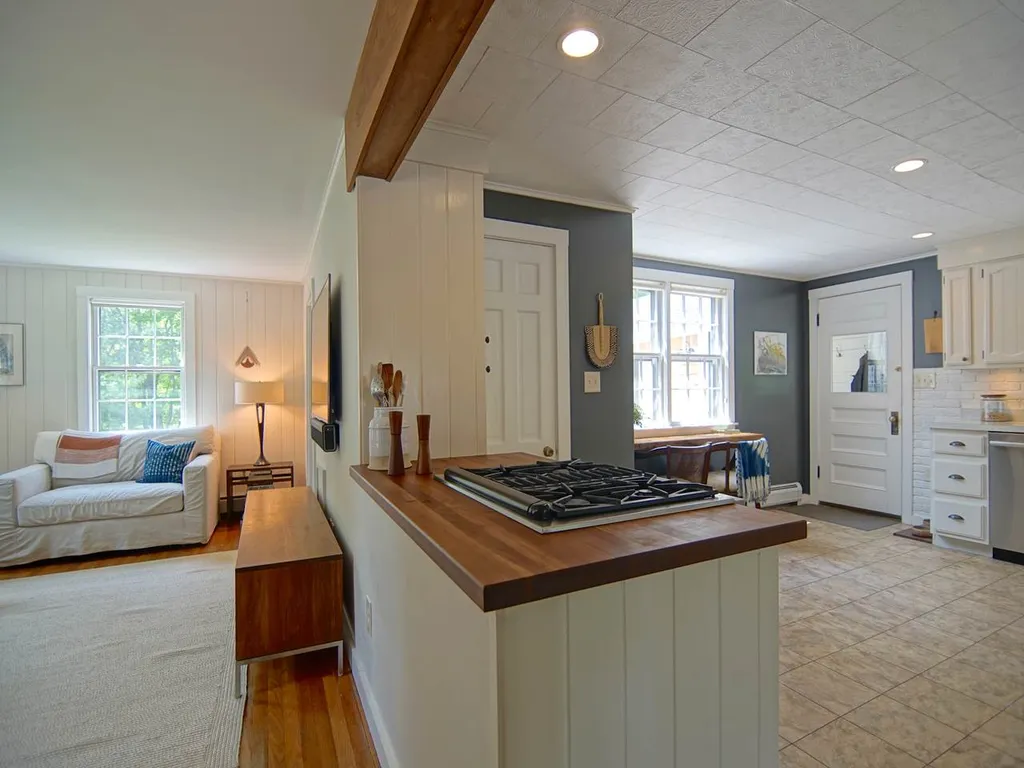 17 Central Road Rye NH 03870