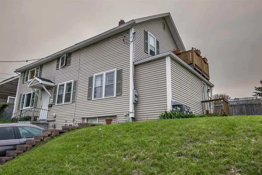 103 Pine Street Winooski VT 05404