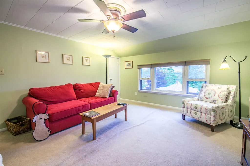 103 Pine Street Winooski VT 05404