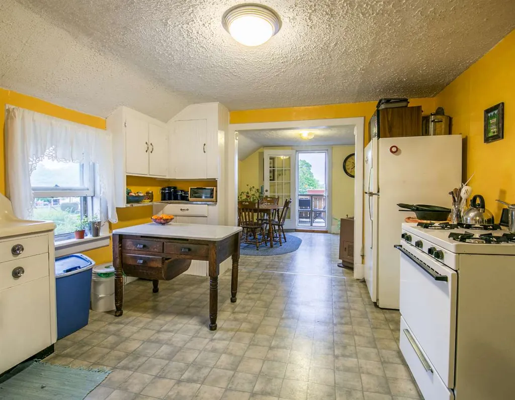 103 Pine Street Winooski VT 05404