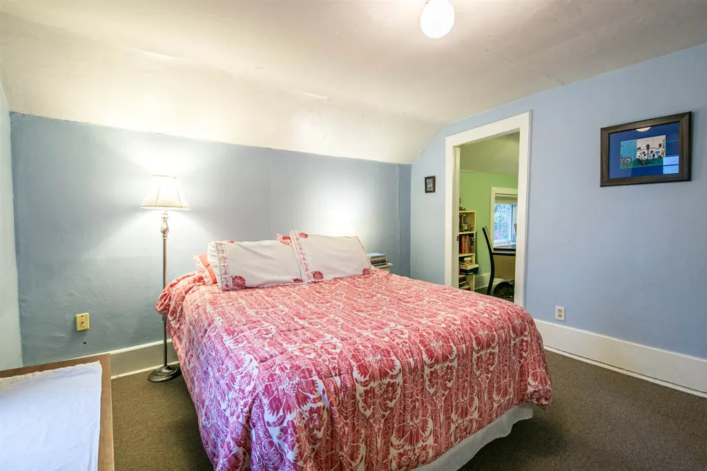 103 Pine Street Winooski VT 05404
