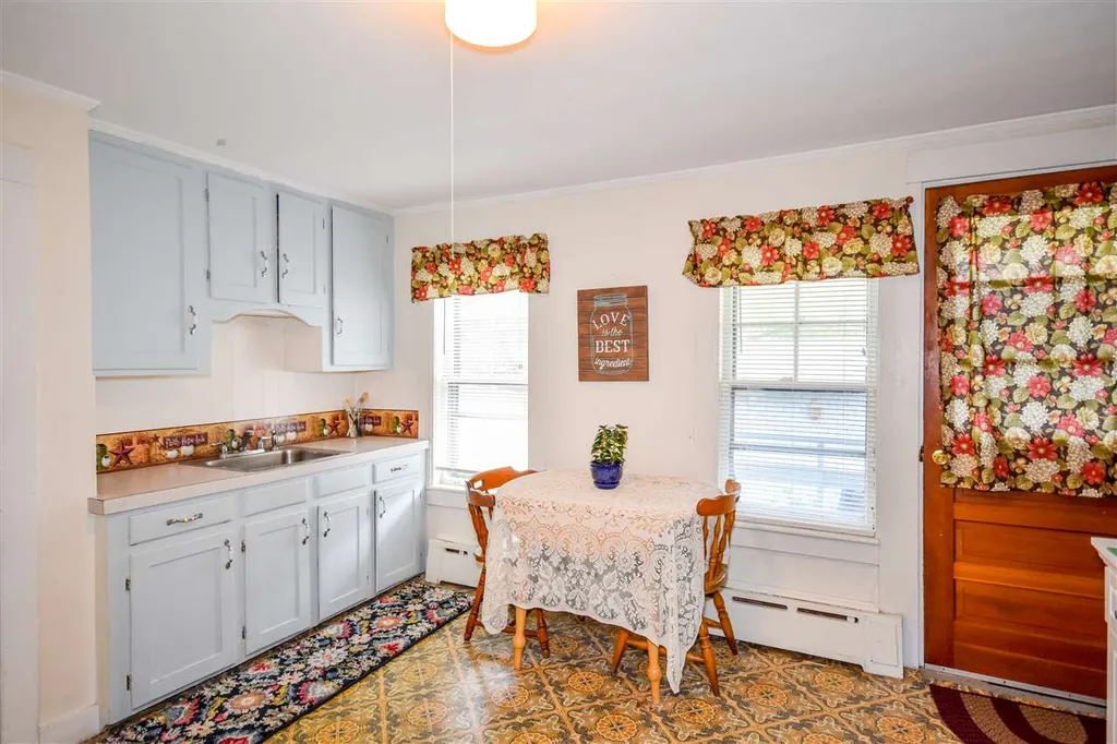 54-52 Union Street Somersworth NH 03878