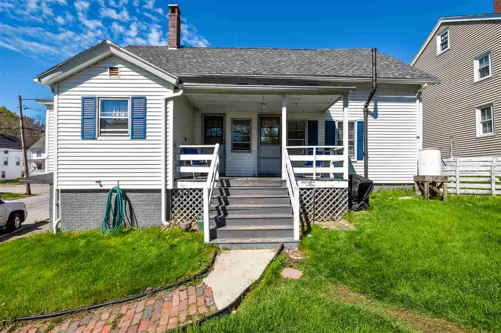 54-52 Union Street Somersworth NH 03878