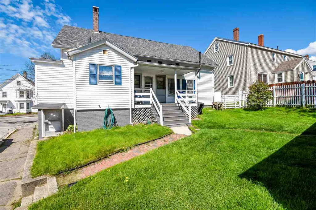 54-52 Union Street Somersworth NH 03878