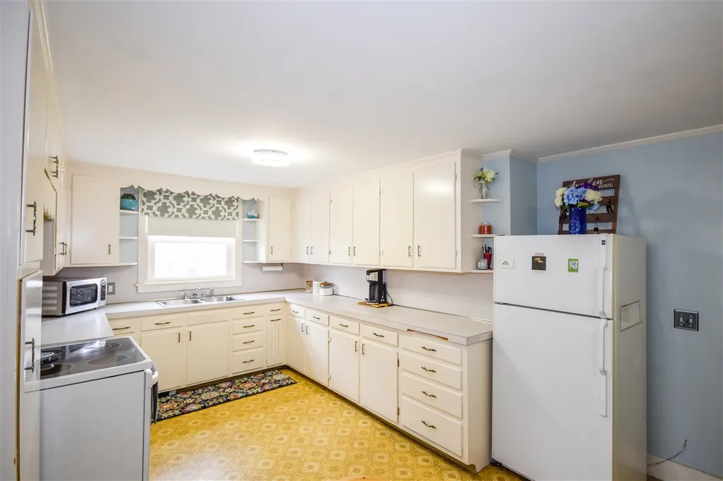 54-52 Union Street Somersworth NH 03878