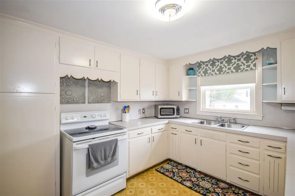54-52 Union Street Somersworth NH 03878