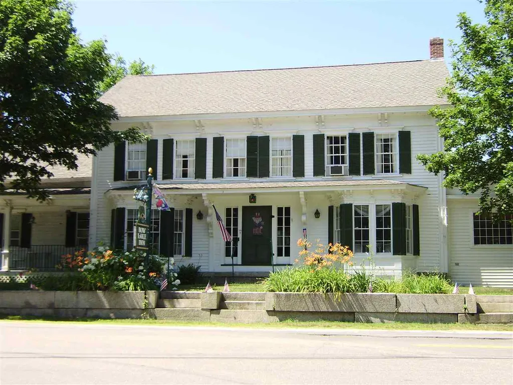 6 Drake Hill Rd/rt 202a Road Strafford NH 03884