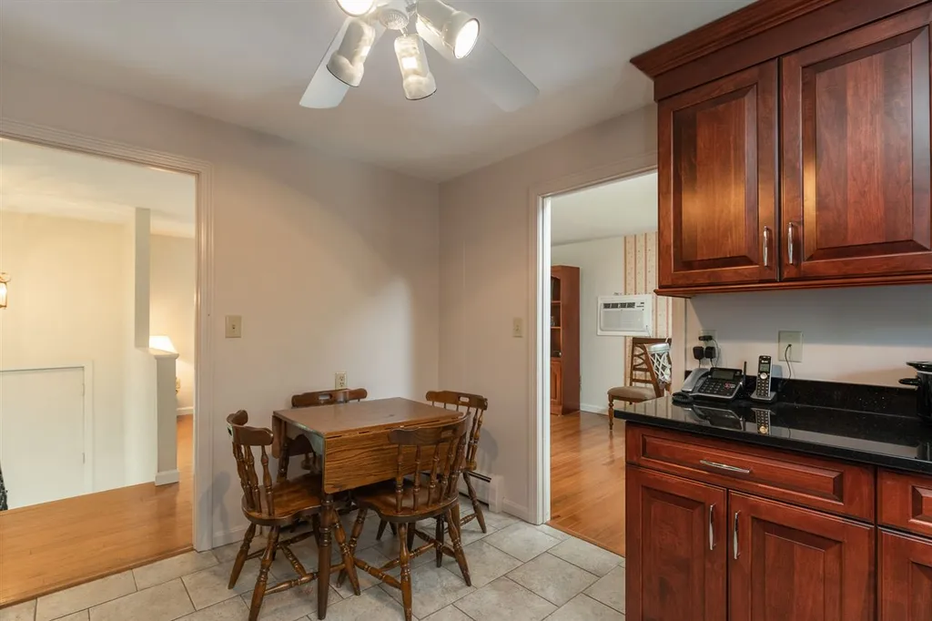 16 Taft Road Portsmouth NH 03801