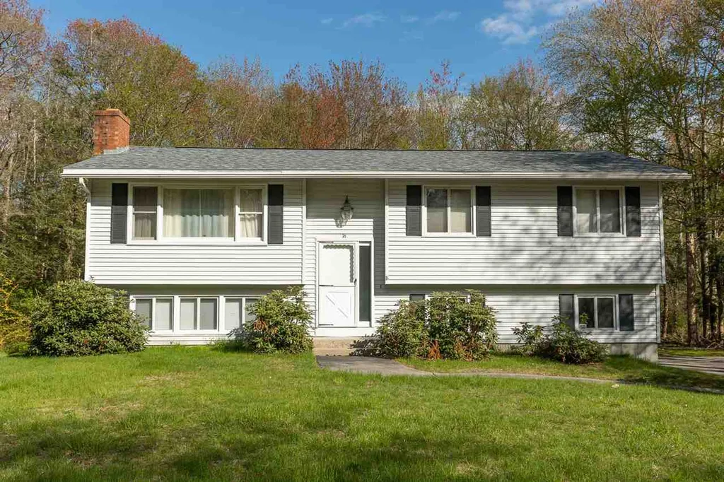 16 Taft Road Portsmouth NH 03801