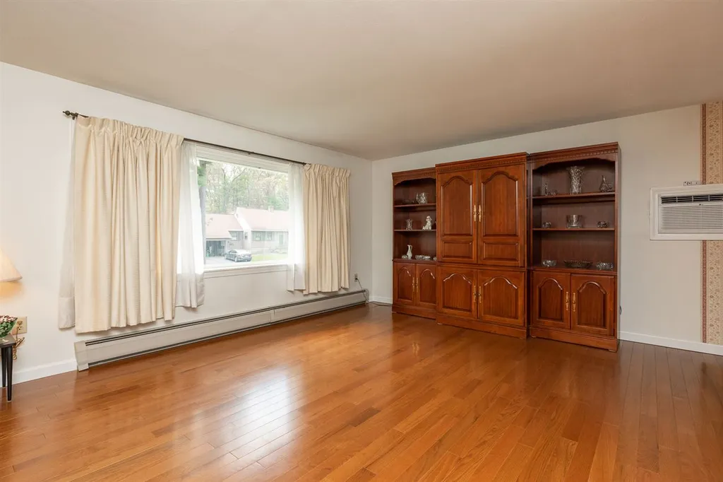 16 Taft Road Portsmouth NH 03801