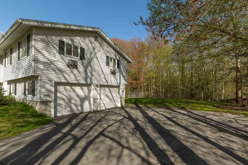 16 Taft Road Portsmouth NH 03801