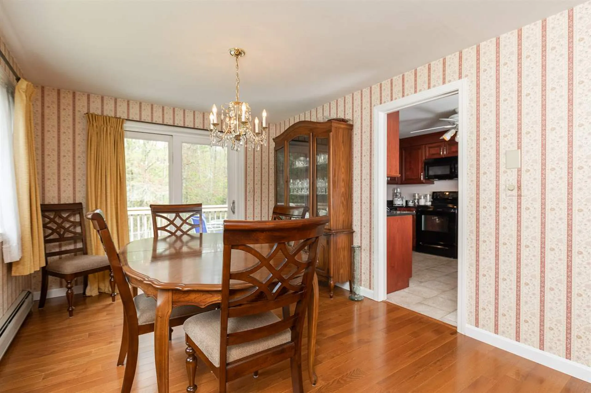 16 Taft Road Portsmouth NH 03801