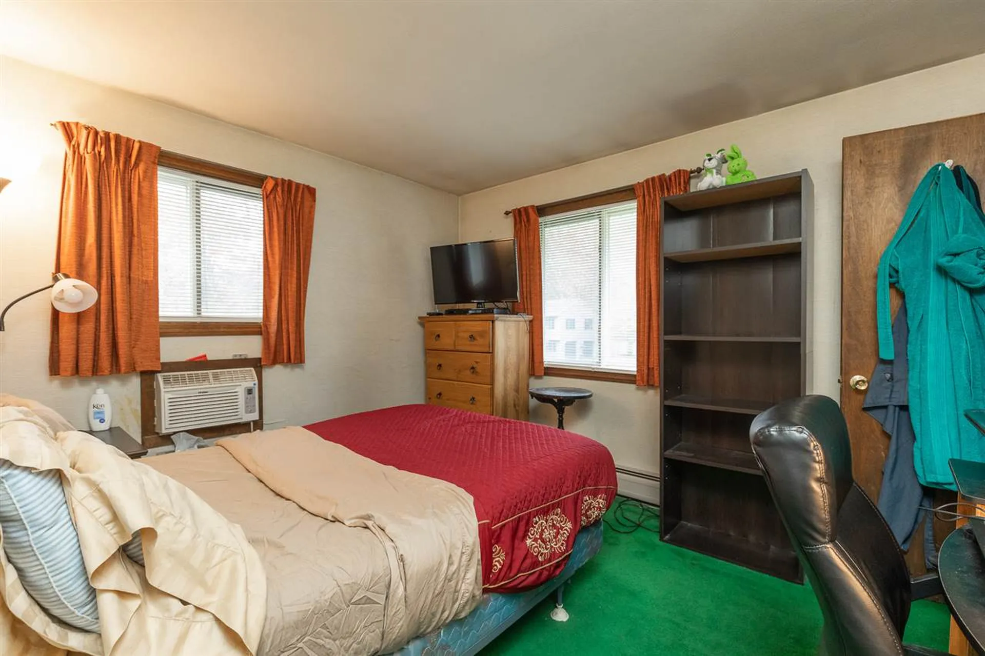 16 Taft Road Portsmouth NH 03801