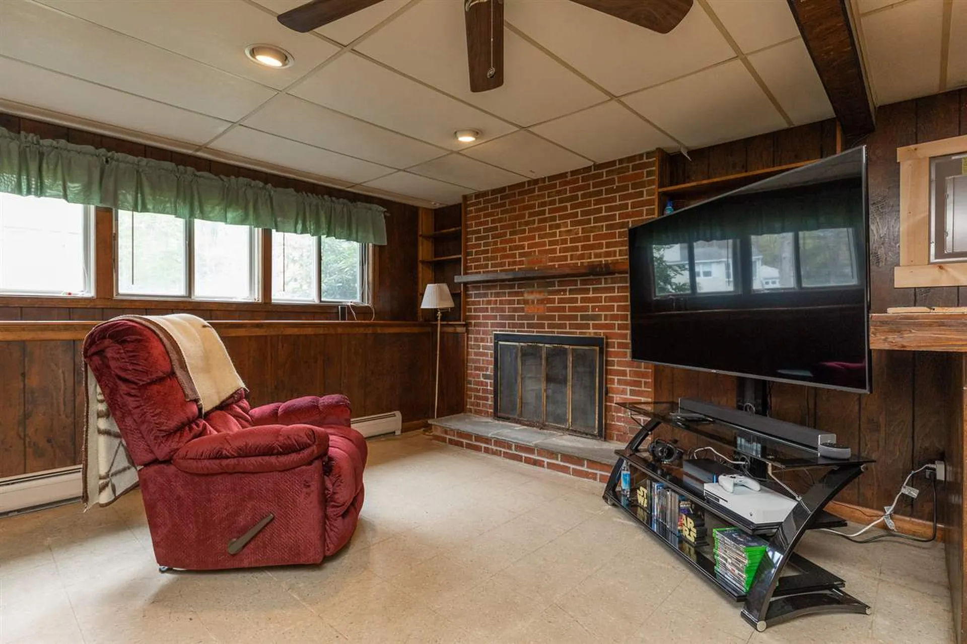 16 Taft Road Portsmouth NH 03801