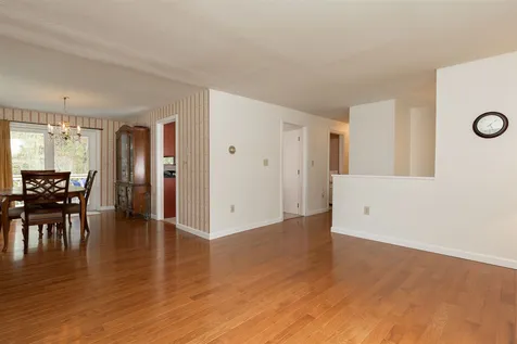 16 Taft Road Portsmouth NH 03801
