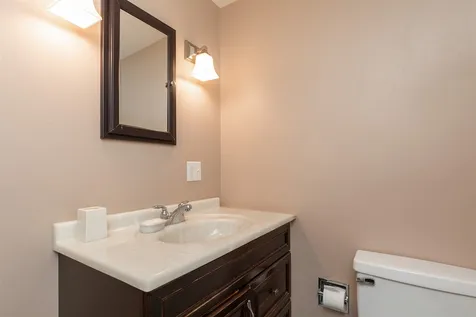 16 Taft Road Portsmouth NH 03801