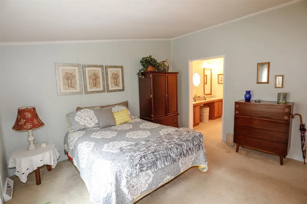 8 Merissa Drive Allenstown NH 03275