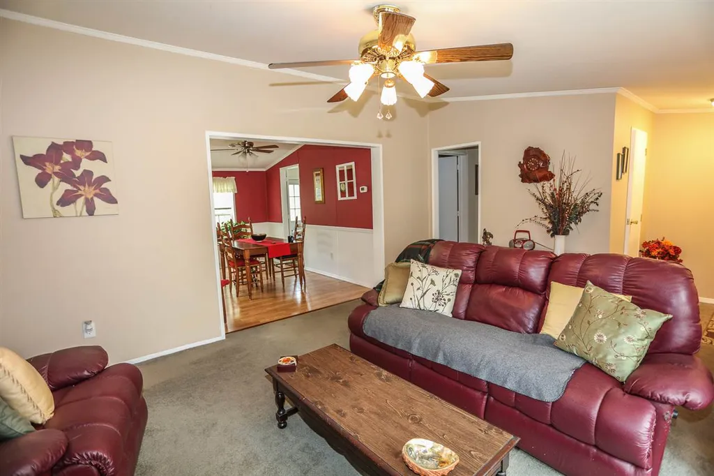 8 Merissa Drive Allenstown NH 03275