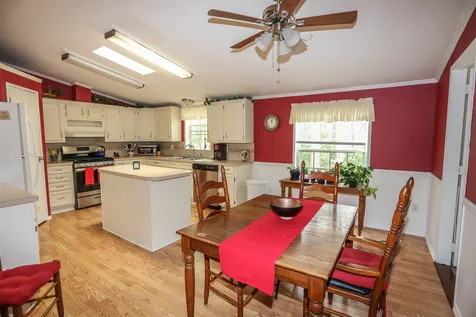8 Merissa Drive Allenstown NH 03275
