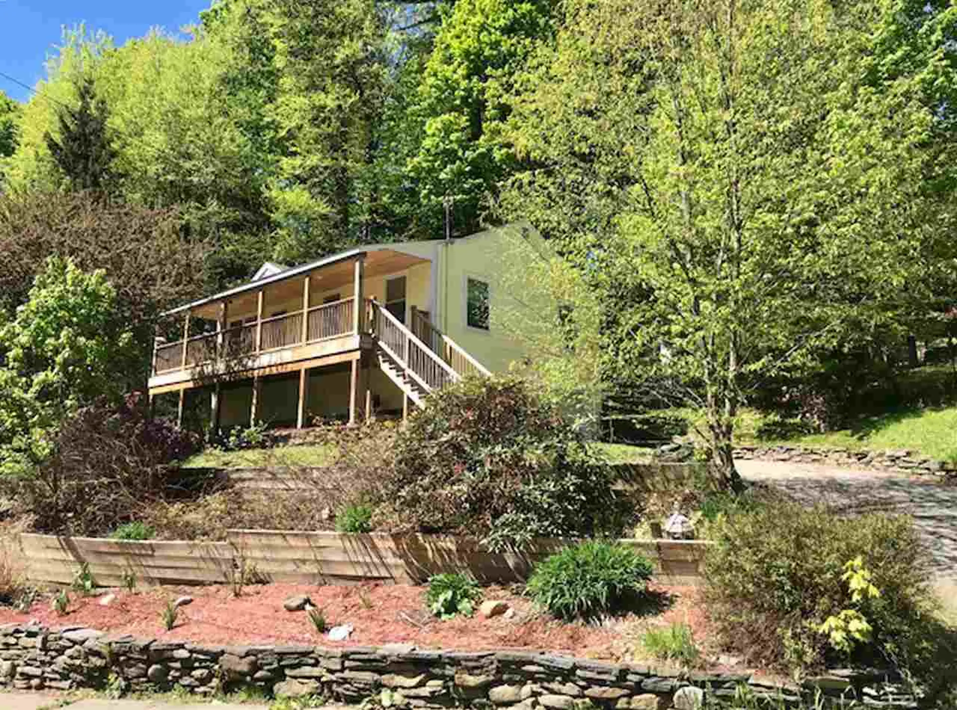 82 Carriage Hill Road Brattleboro VT 05301