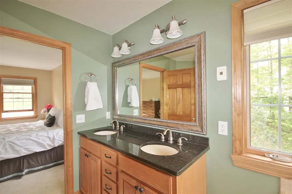 8 Beechwood Lane Jericho VT 05465