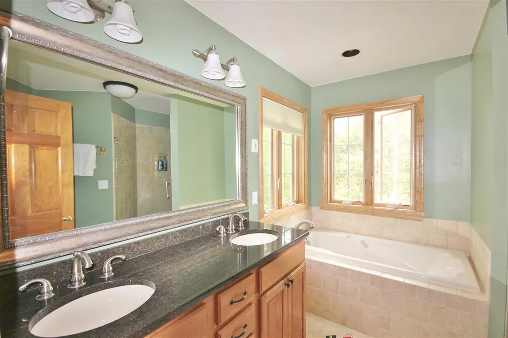 8 Beechwood Lane Jericho VT 05465