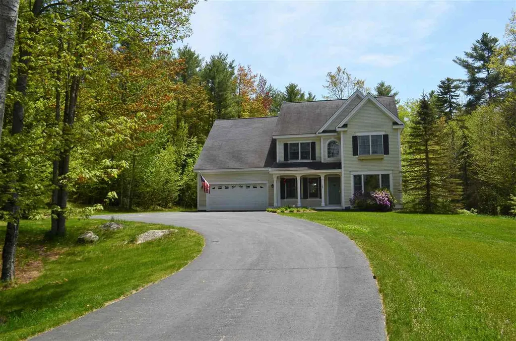 12 Mountain Overlook Wilmot NH 03287