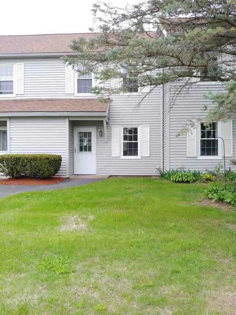 8 Gilbert Square Milton VT 05468