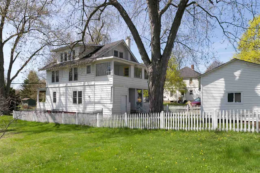 33 Hood Street Winooski VT 05404