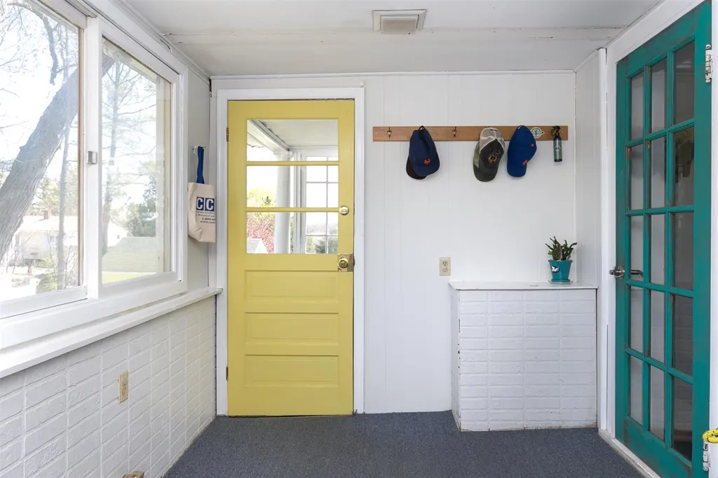 33 Hood Street Winooski VT 05404