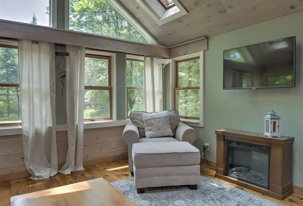 677 Tolman Pond Road Harrisville NH 03450