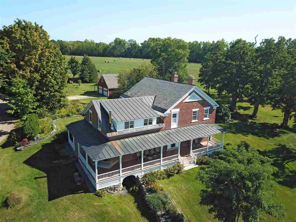 14 Adams Landing Road Grand Isle VT 05458