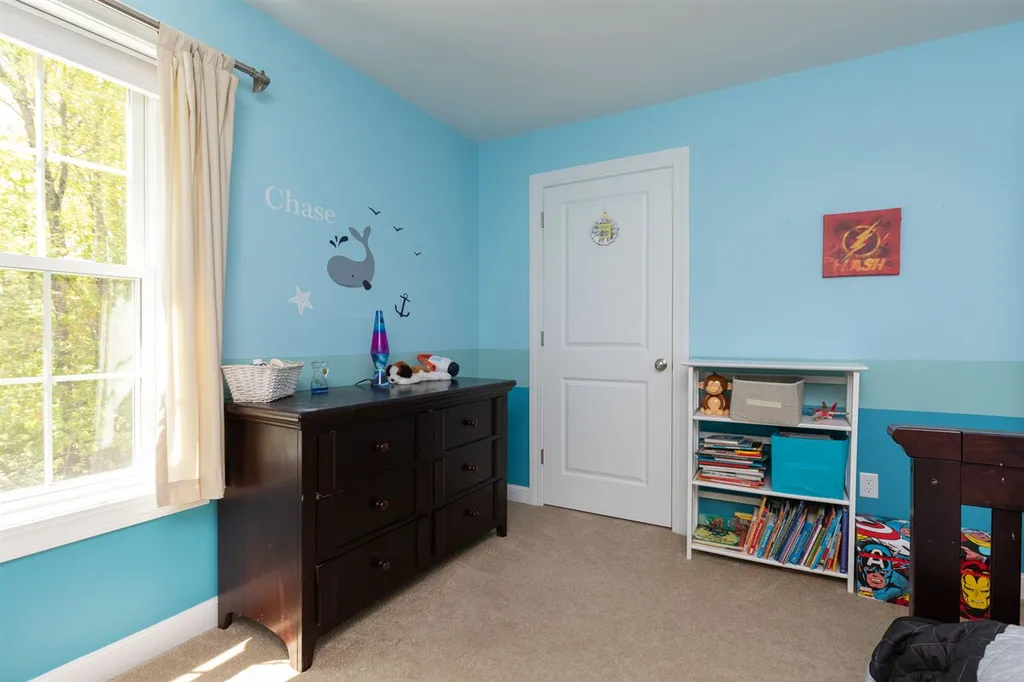 8 Cassie Lane Hampton NH 03842