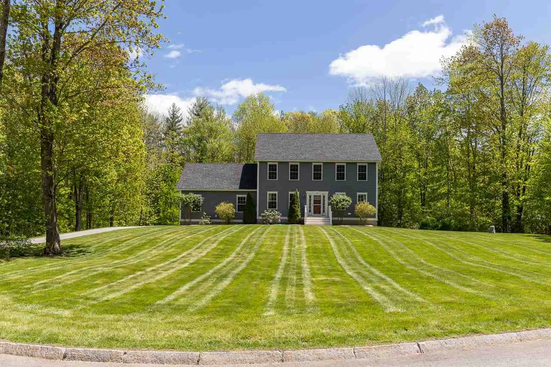 8 Cassie Lane Hampton NH 03842