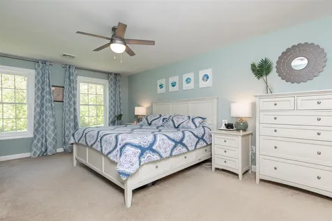 8 Cassie Lane Hampton NH 03842