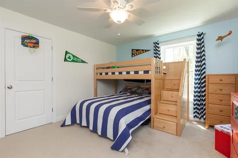8 Cassie Lane Hampton NH 03842
