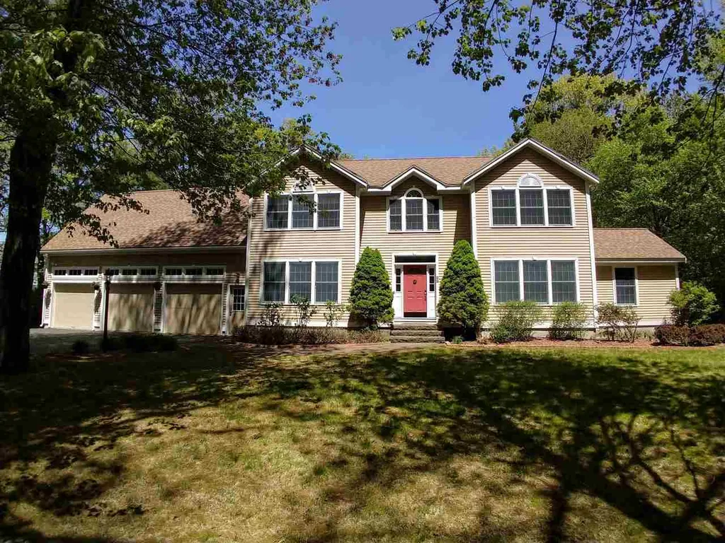 22 Munsey Drive Hampton NH 03842