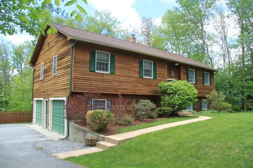178 Duffy Drive Bennington VT 05201