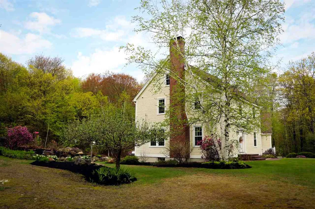 122 Joe English Road New Boston NH 03070