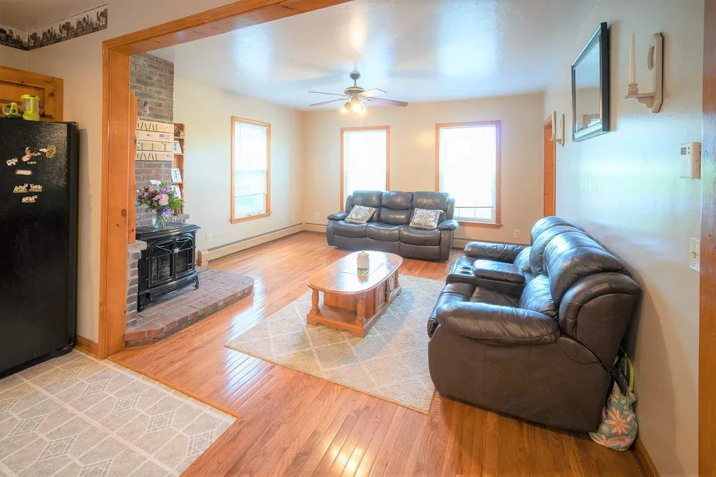 17 Sunrise Hill Road Thornton NH 03285