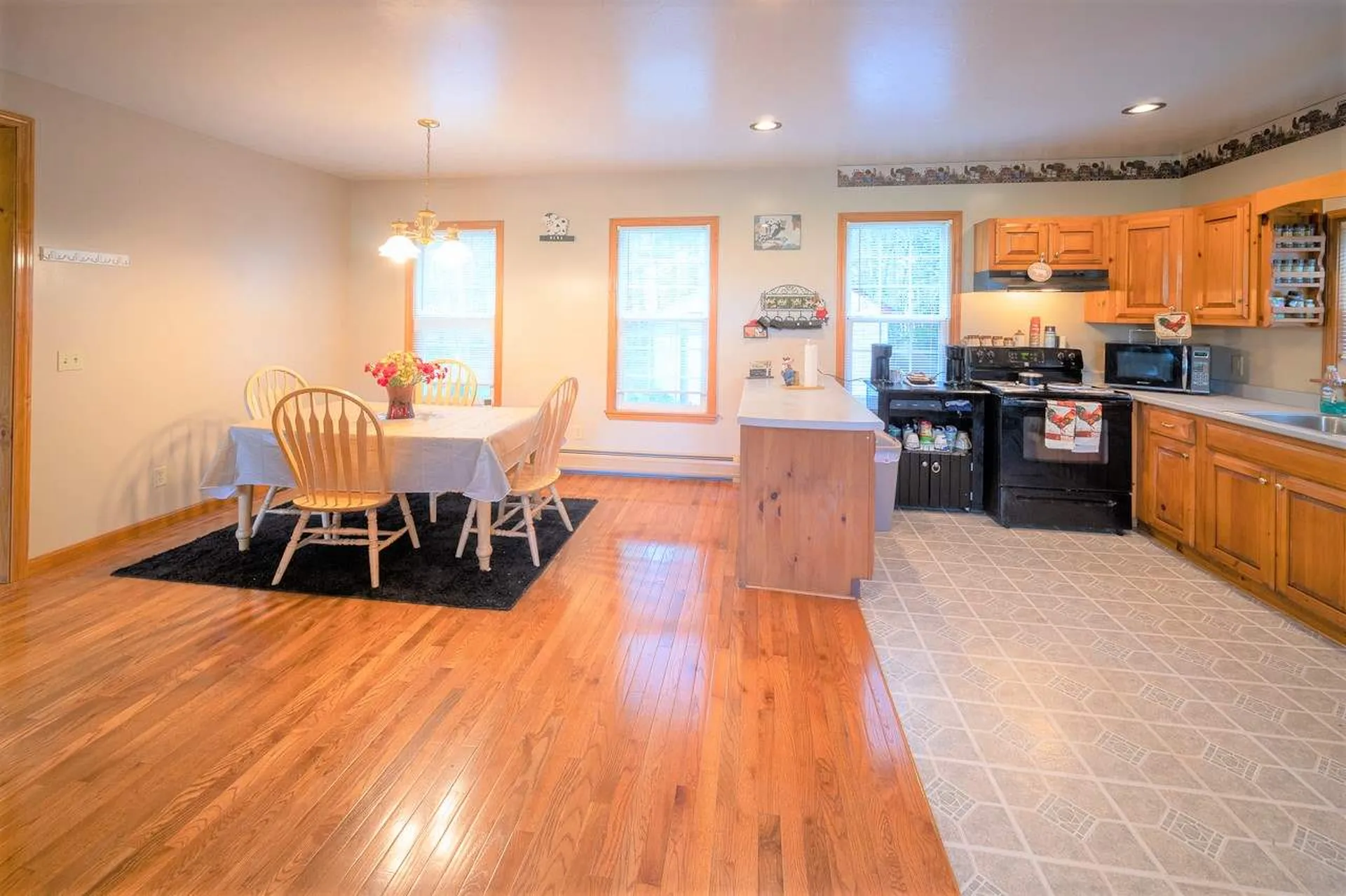 17 Sunrise Hill Road Thornton NH 03285