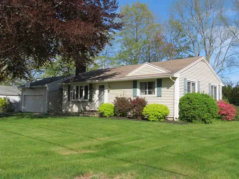 4 Henrietta Street Rochester NH 03867