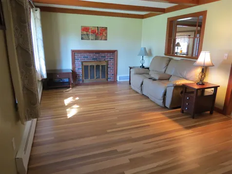 4 Henrietta Street Rochester NH 03867