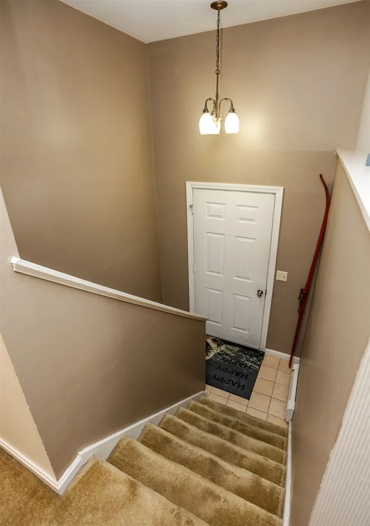 19 Cranbrook Lane Dover NH 03820